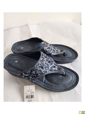 Comfort wedge flip-flops sandals, SZ 9 Navy Blue, Rhinestones